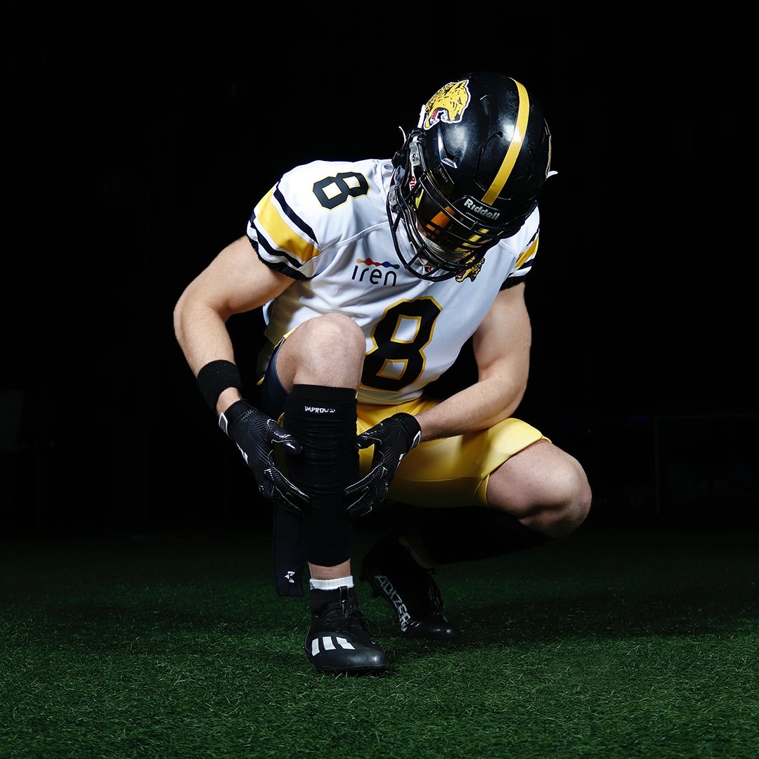 LEGSKN™ SCRUNCH LEG SLEEVE Black - IMPROVE ATHLETES